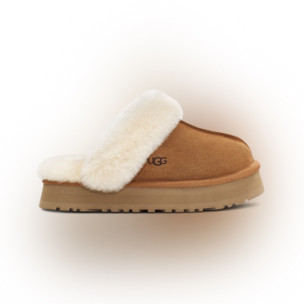 Ugg Disquette Size 6. Brand new with box